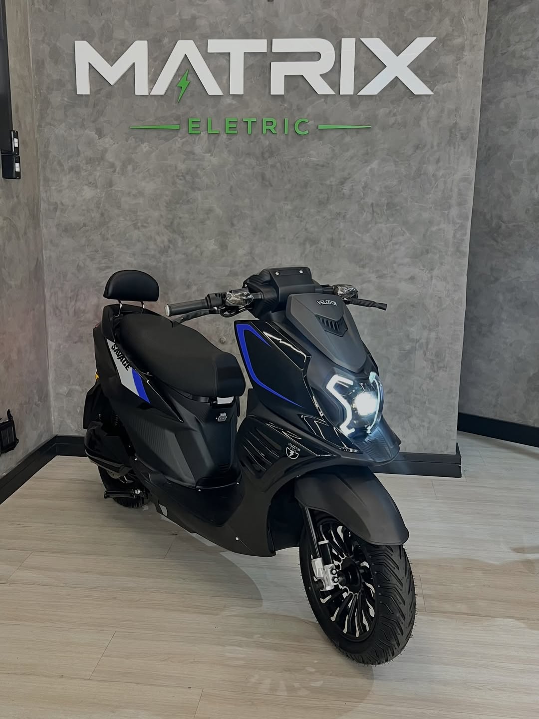 Moto 1- na Matrix Eletric