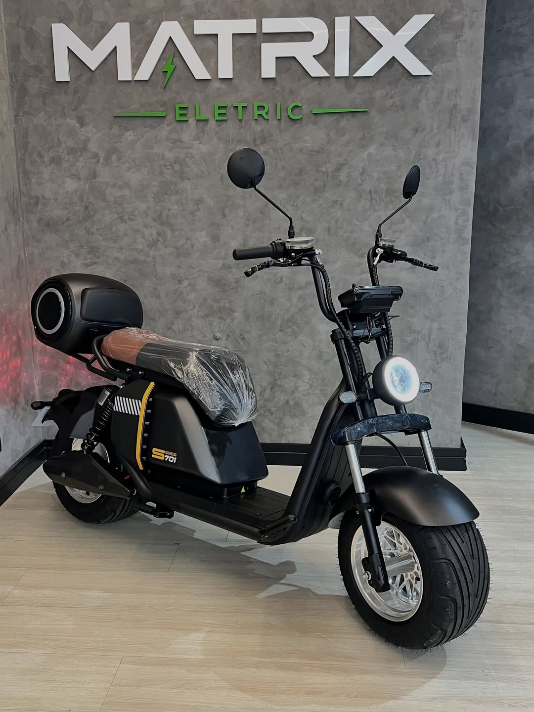 Moto 10 na Matrix Eletric