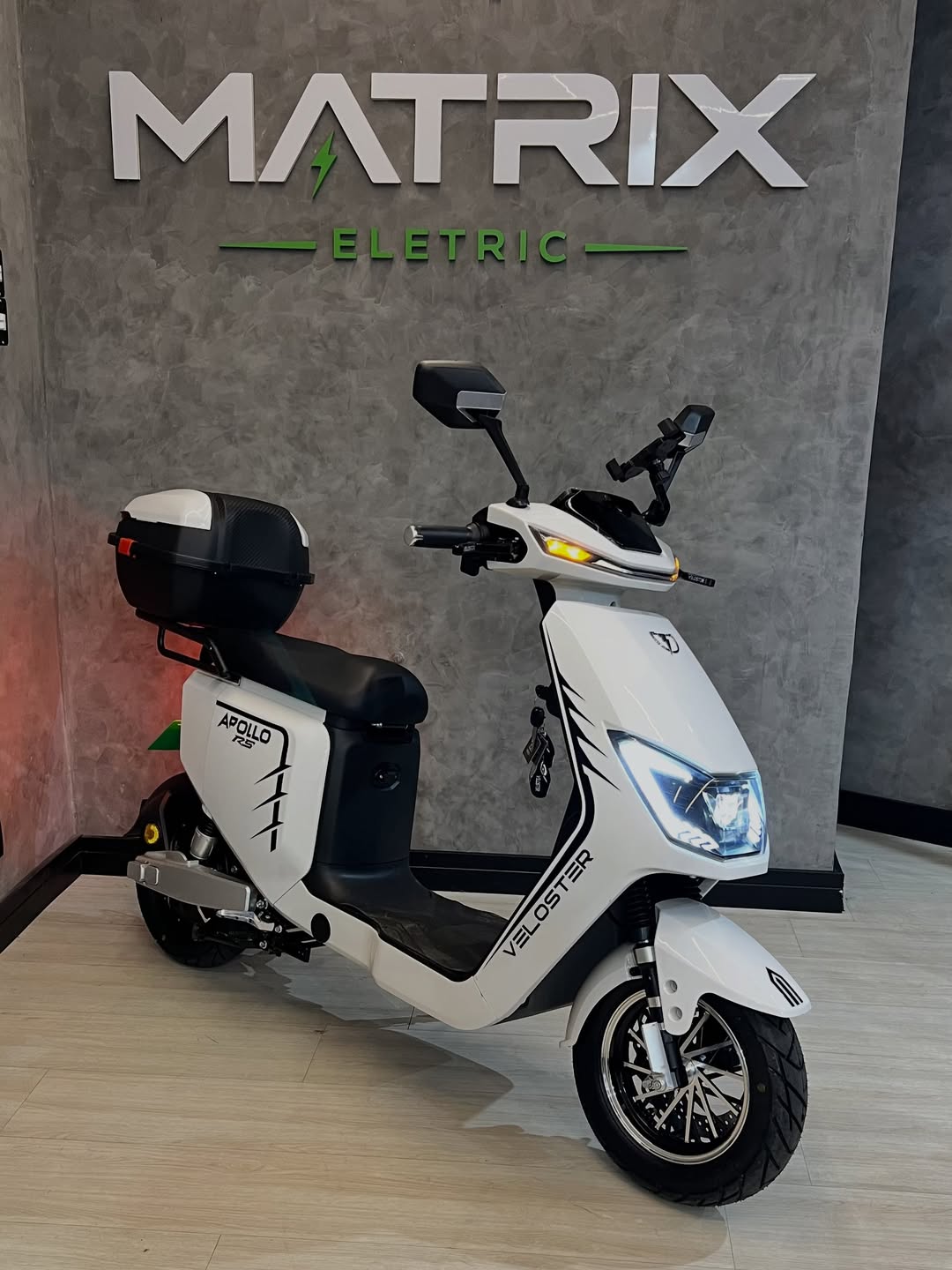 Moto 18 na Matrix Eletric